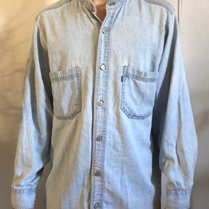 Levi’s men denim button down collarless